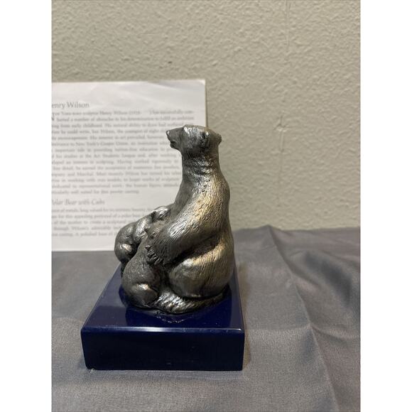 Polar Bear with Cubs Pewter Figure with Marble Base Henry Wilson - Picture 5 of 9
